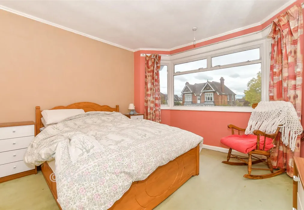 Bedroom 1 - Brook Street, Tonbridge, Kent - Wards of Kent