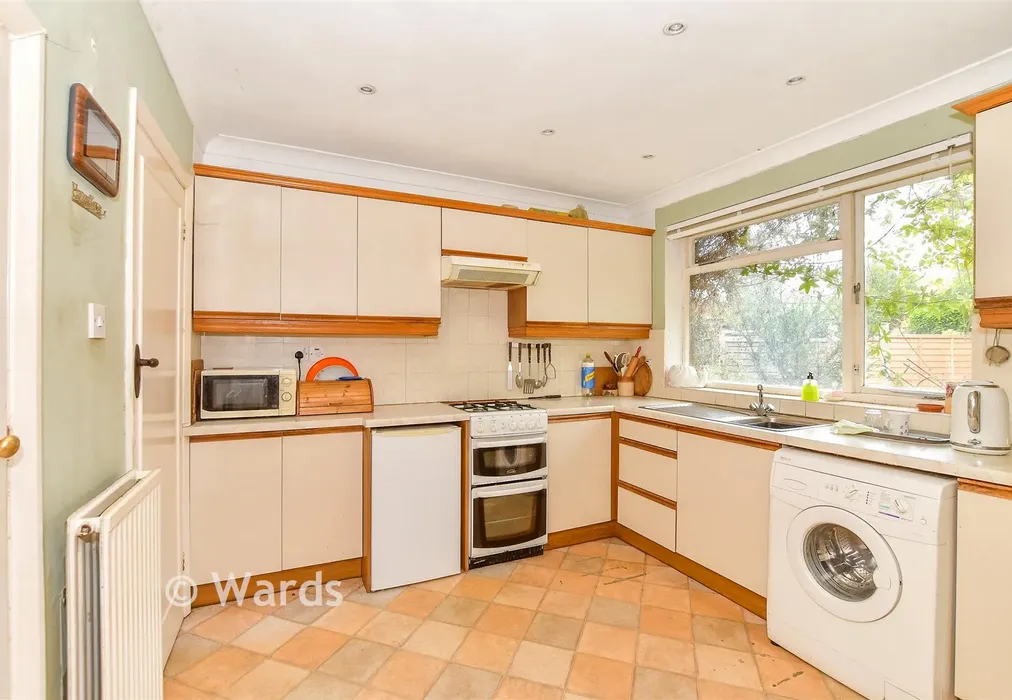 Kitchen - Brook Street, Tonbridge, Kent - Wards of Kent