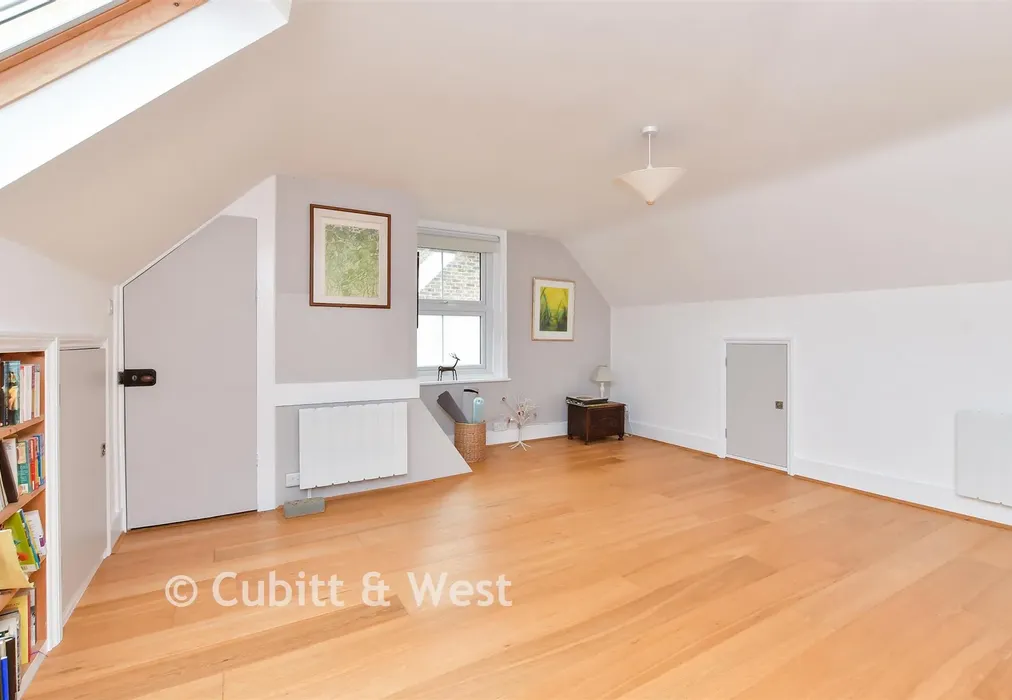 Bedroom 4 - The Avenue, Lewes, East Sussex - Wards of Kent