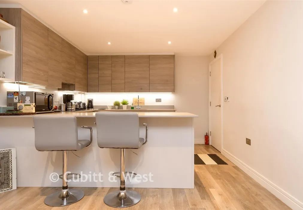 Internal Lifestyle Photograph - Croydon Road, Caterham, Surrey - Wards of Kent