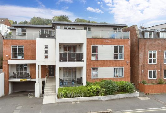 Croydon Road, Caterham, Surrey - Wards of Kent