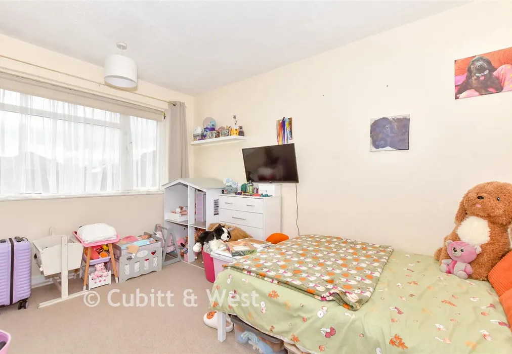 Bedroom 2 - Knox Road, Havant, Hampshire - Wards of Kent