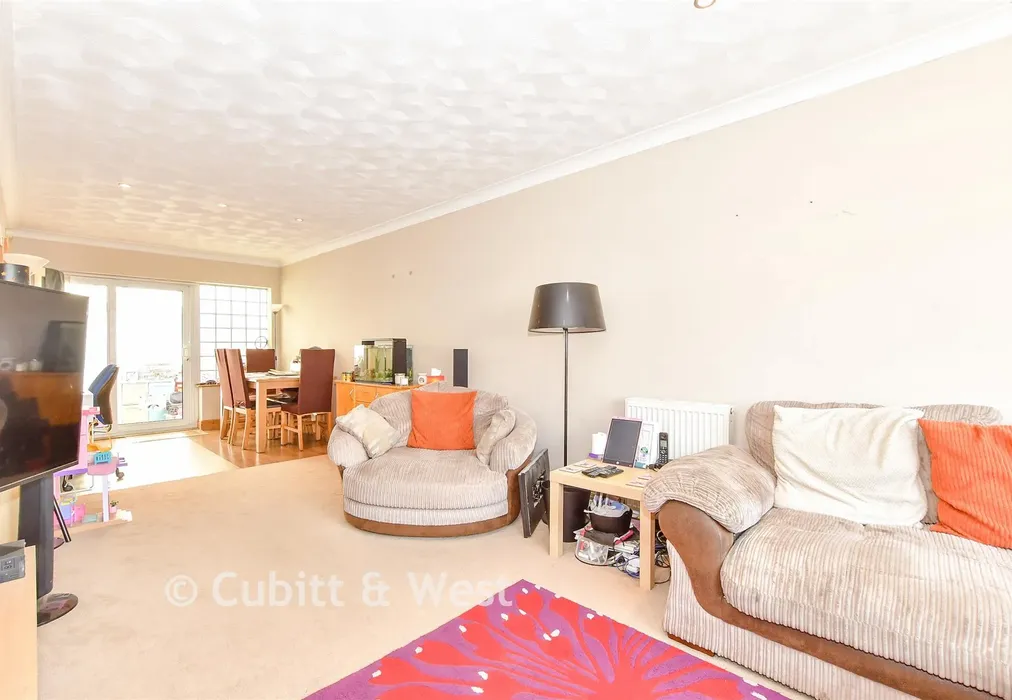 Lounge/Diner - Knox Road, Havant, Hampshire - Wards of Kent