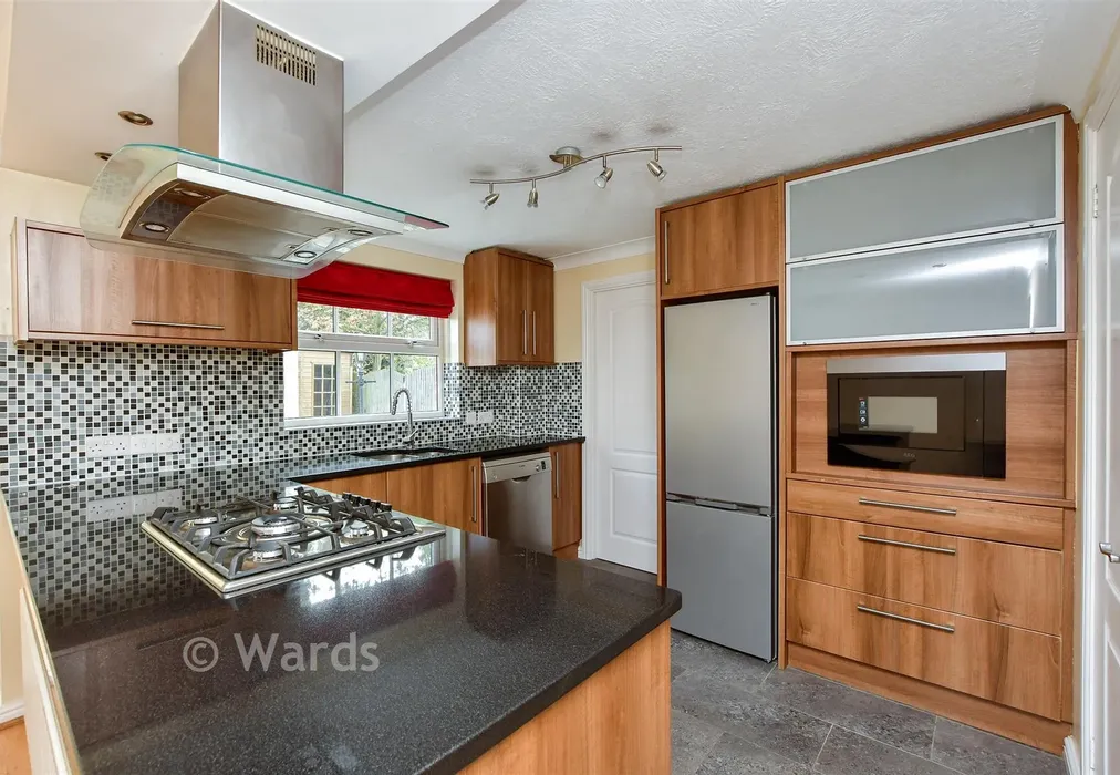 Kitchen - Arolla Road, Herne Bay, Kent - Wards of Kent