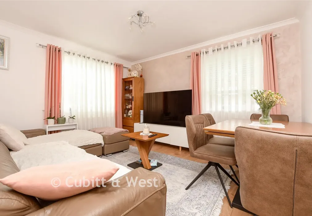 Lounge/Diner - Woodlands Road, Redhill, Surrey - Wards of Kent