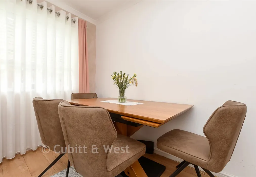 Lounge/Diner - Woodlands Road, Redhill, Surrey - Wards of Kent