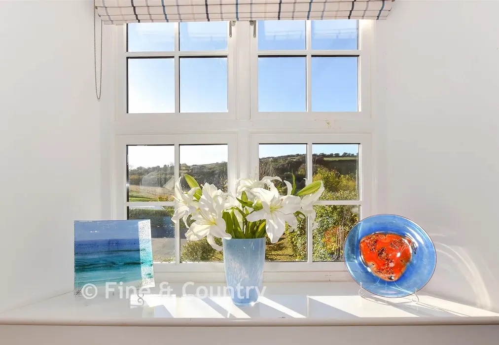 Internal Lifestyle Photograph - Sandown Road, Bembridge, Isle of Wight - Wards of Kent
