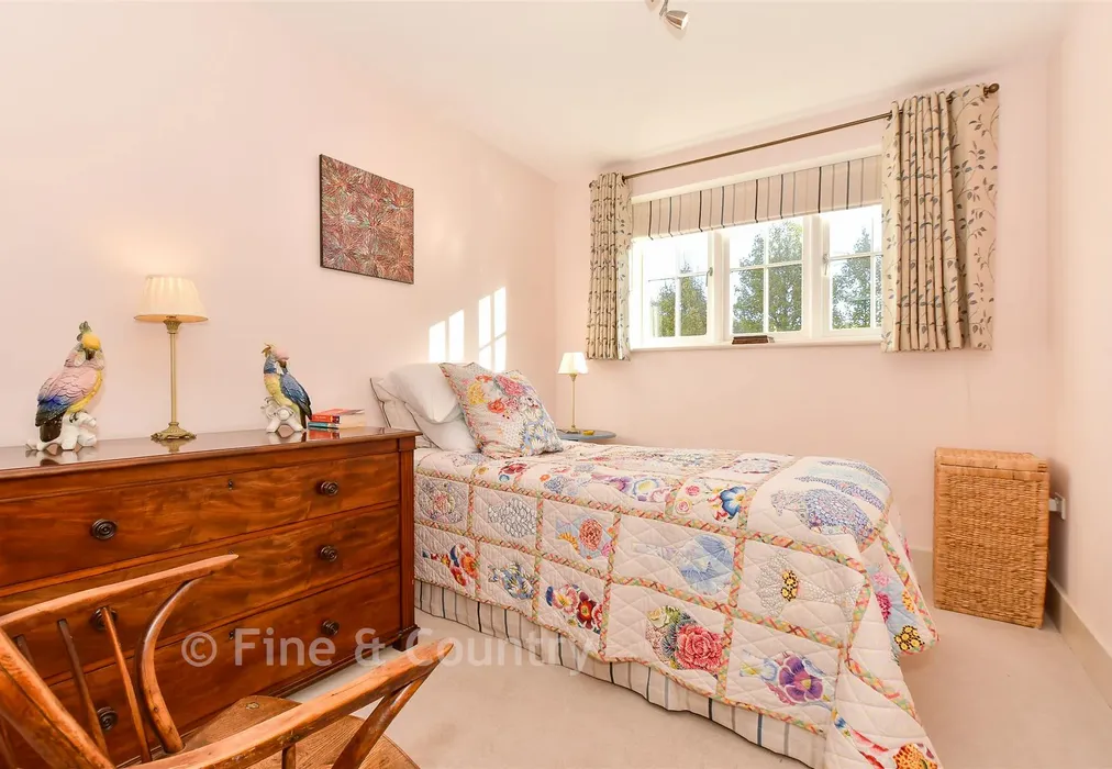 Bedroom 3 - Sandown Road, Bembridge, Isle of Wight - Wards of Kent