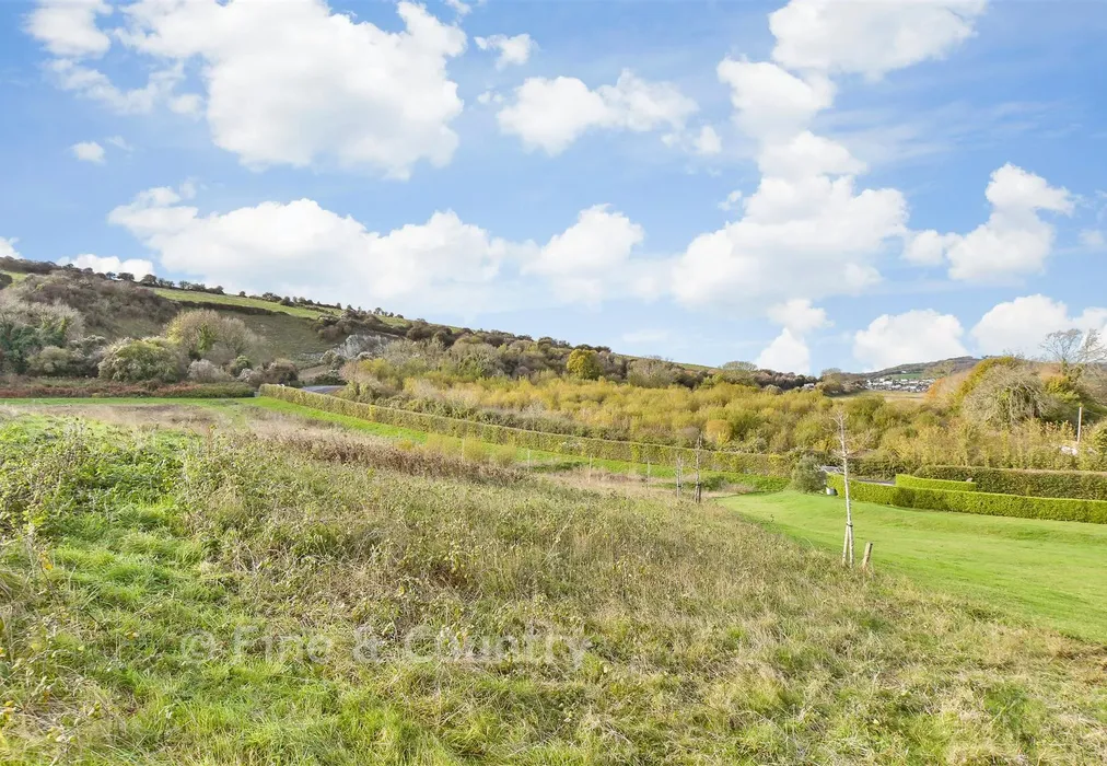 Surrounding Area - Sandown Road, Bembridge, Isle of Wight - Wards of Kent