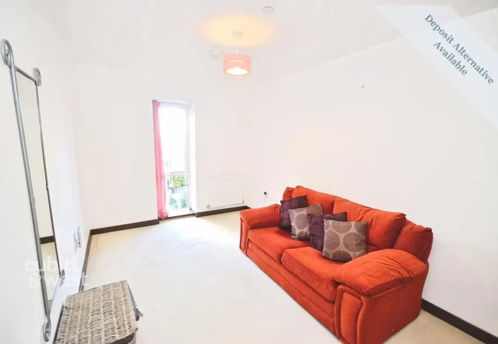 Bedroom 2 - Elizabeth Place 52 Queens Road RH19 - Wards of Kent