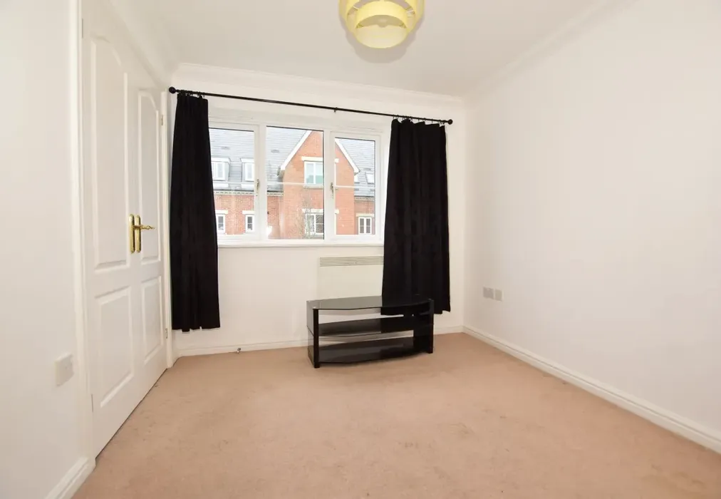 Bedroom - Homersham Canterbury CT1 - Wards of Kent
