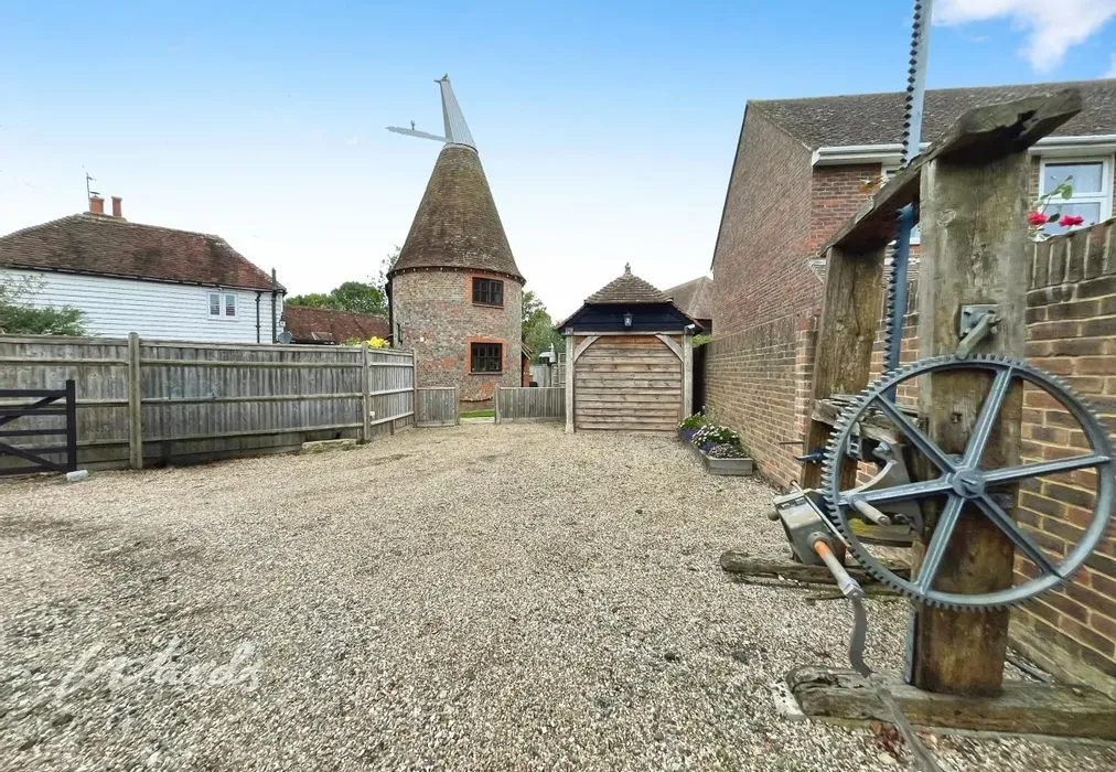 user_edited_photo... - Wheeler Street Headcorn TN27 - Wards of Kent