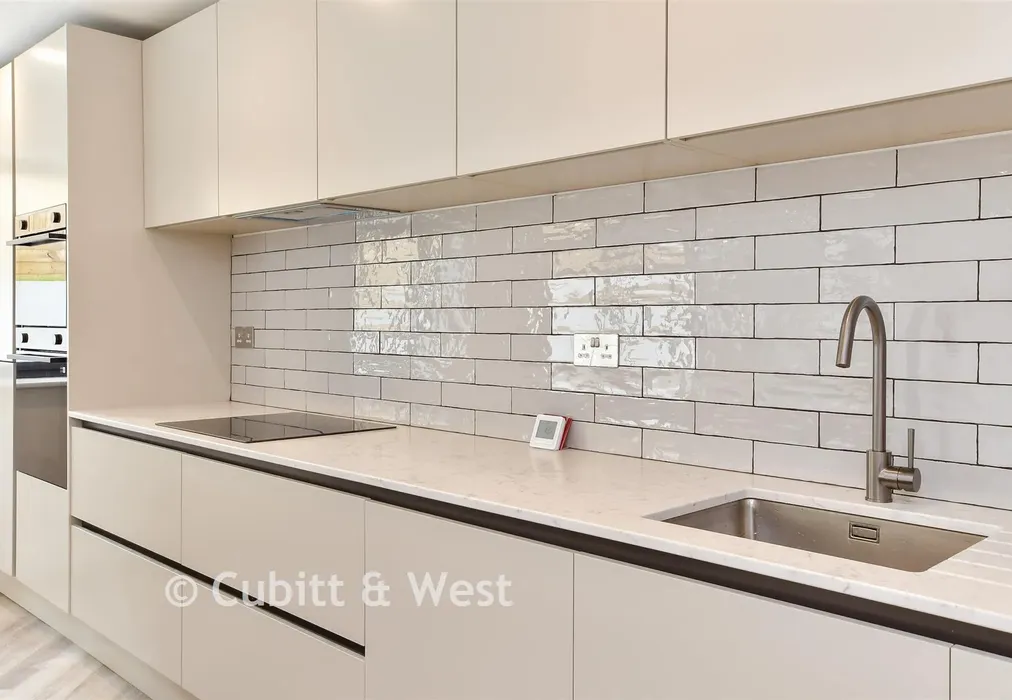Internal Lifestyle Photograph - The Ridgway, Woodingdean, Brighton, East Sussex - Wards of Kent