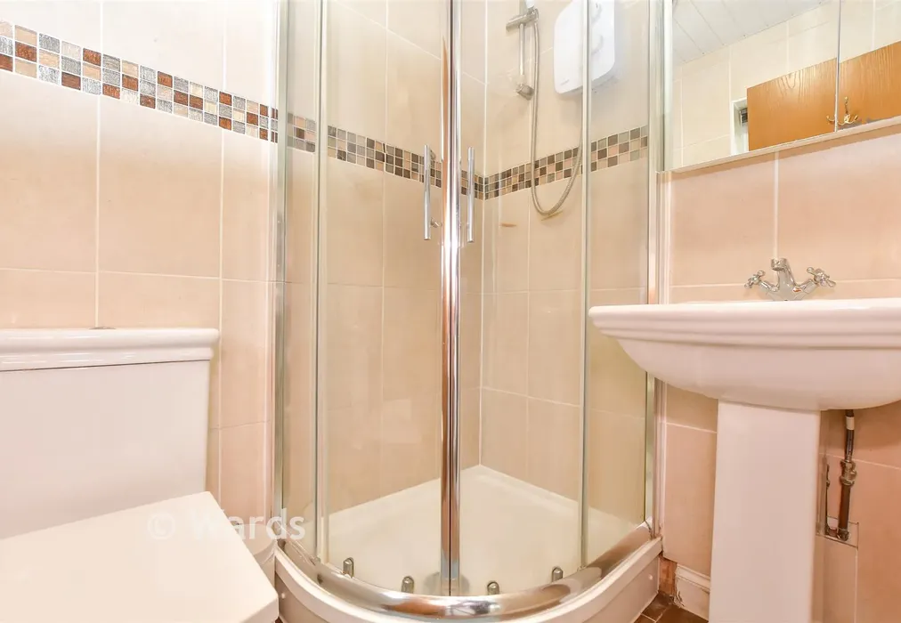 En-Suite Shower Room - Silver Close, Tonbridge, Kent - Wards of Kent