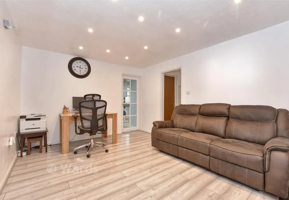 Lounge - Silver Close, Tonbridge, Kent - Wards of Kent