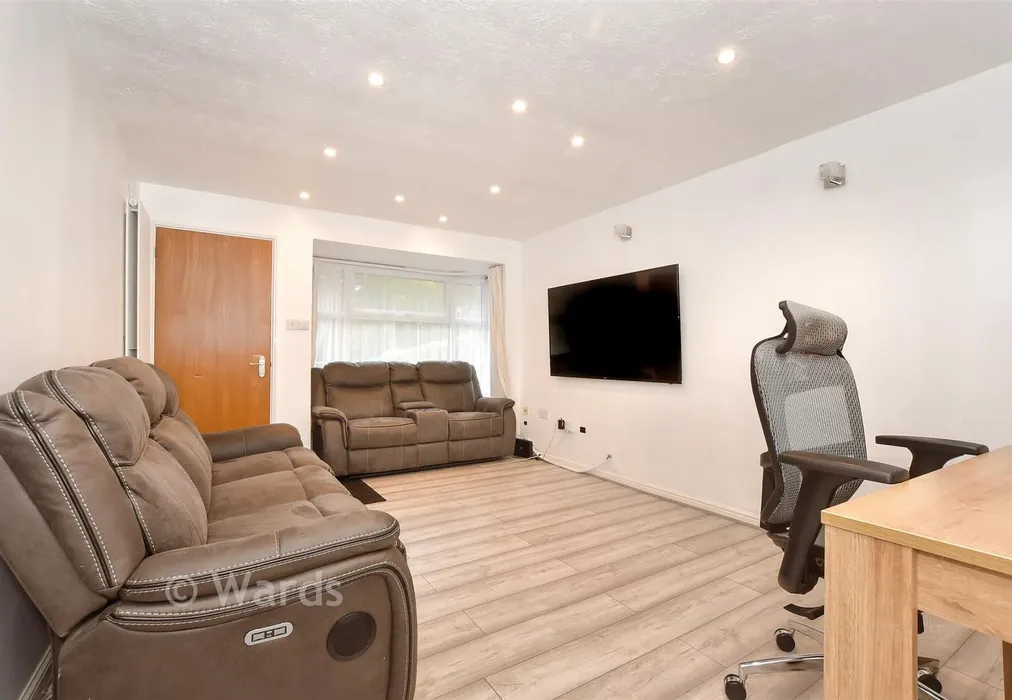 Lounge - Silver Close, Tonbridge, Kent - Wards of Kent