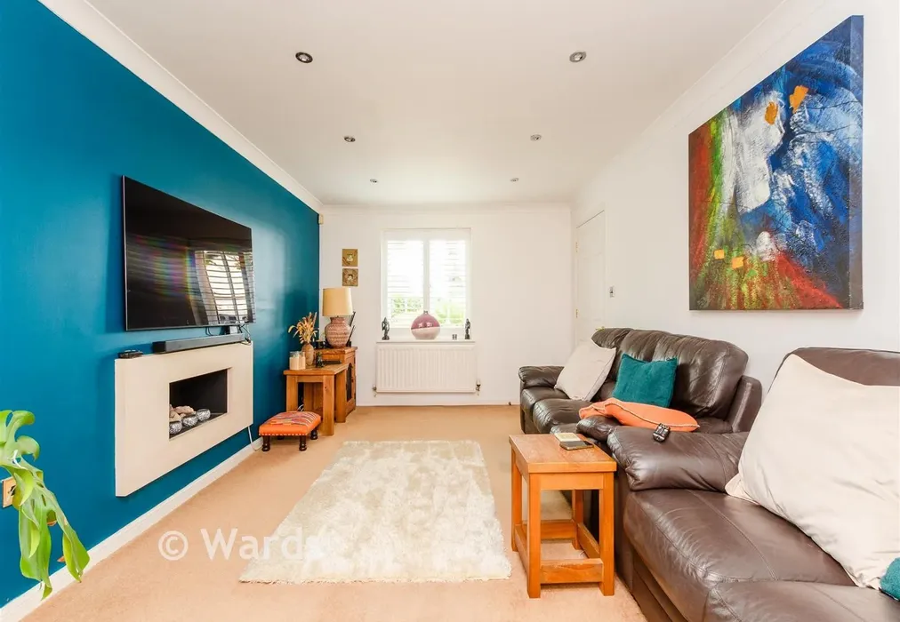 Lounge - Darenth Park Avenue, Dartford, Kent - Wards of Kent