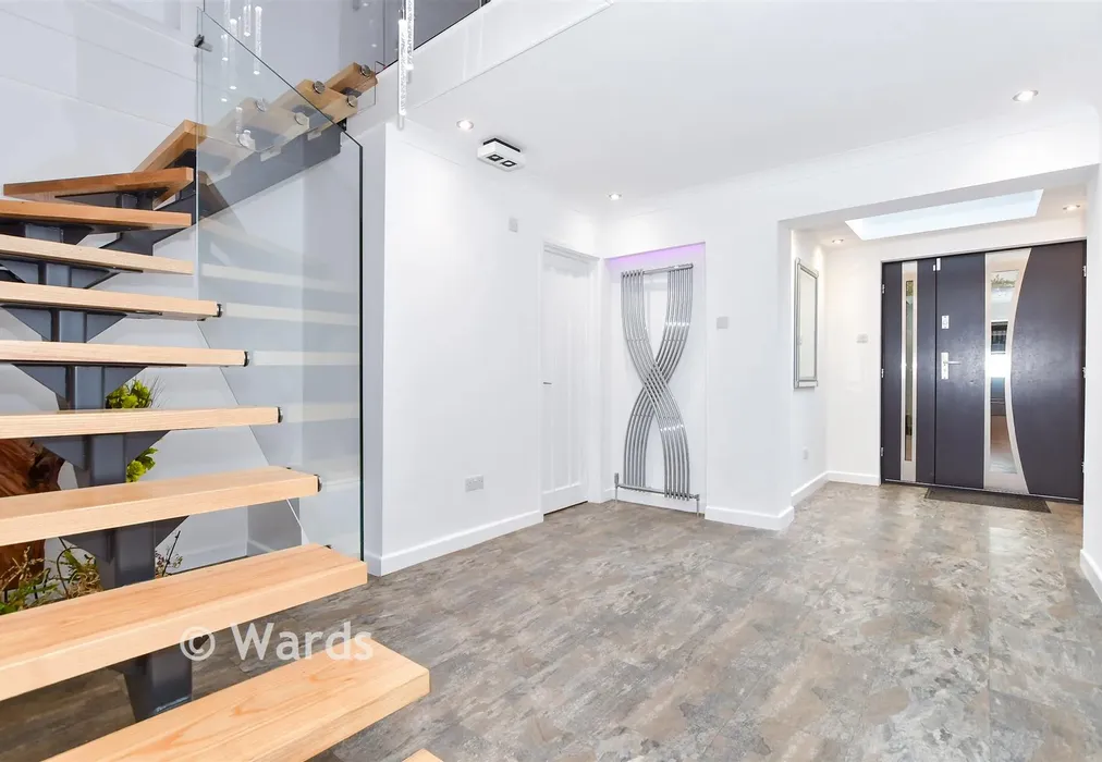 Entrance Hall - Cooling Street, Cliffe, Rochester, Kent - Wards of Kent