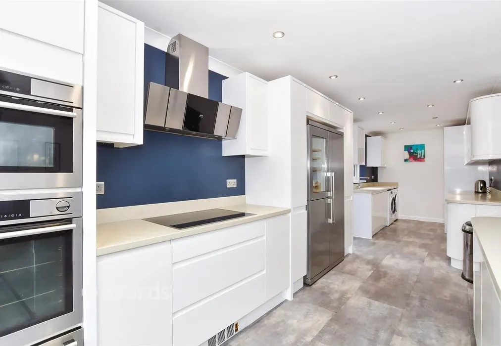 Kitchen - Cooling Street, Cliffe, Rochester, Kent - Wards of Kent