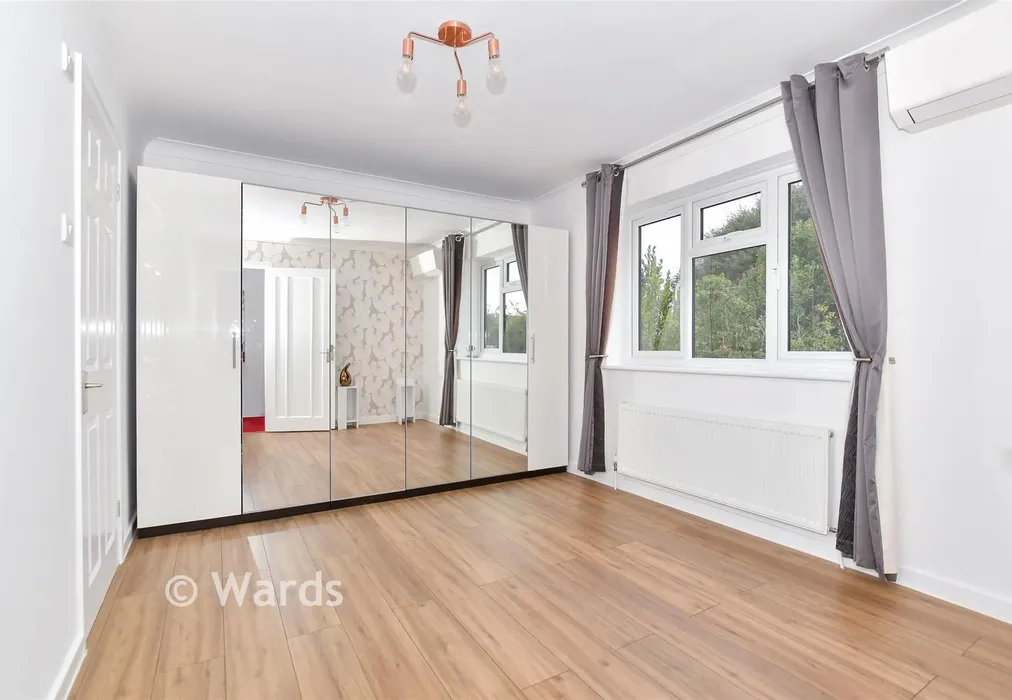 Bedroom 3 - Cooling Street, Cliffe, Rochester, Kent - Wards of Kent