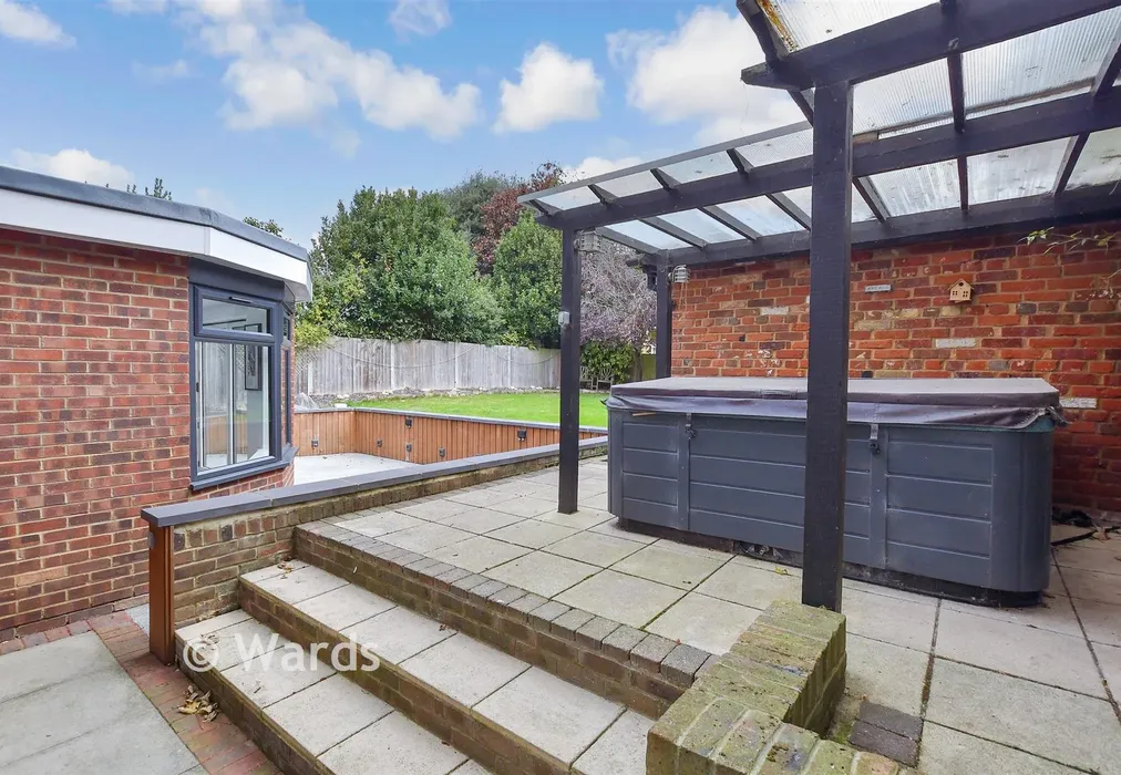 Rear Garden - Cooling Street, Cliffe, Rochester, Kent - Wards of Kent