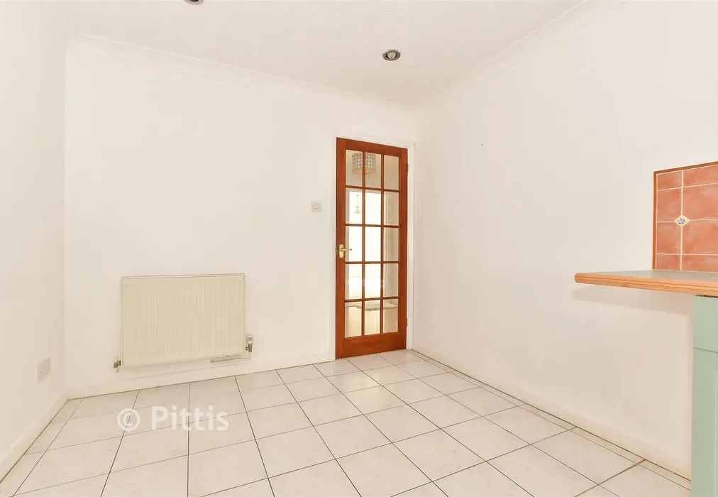 Kitchen/ Dining Room - Albert Street, Ventnor, Isle of Wight - Wards of Kent