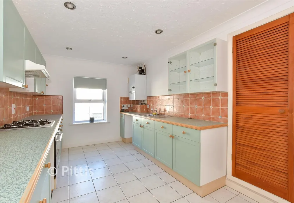 Kitchen/ Dining Room - Albert Street, Ventnor, Isle of Wight - Wards of Kent