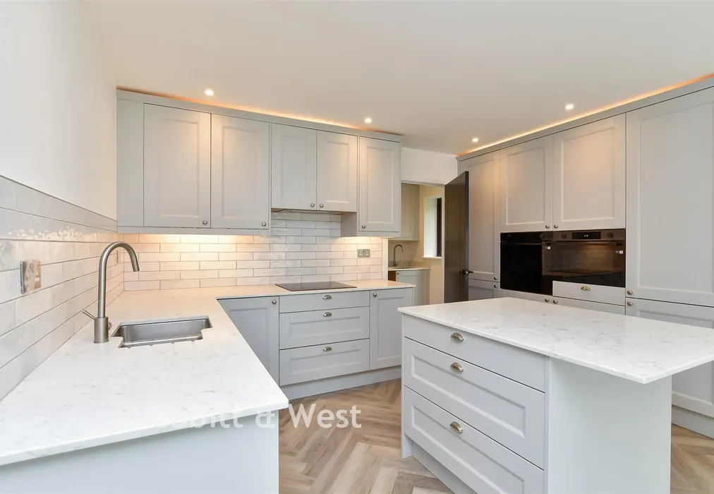 Kitchen - The Ridgway, Woodingdean, Brighton, East Sussex - Wards of Kent