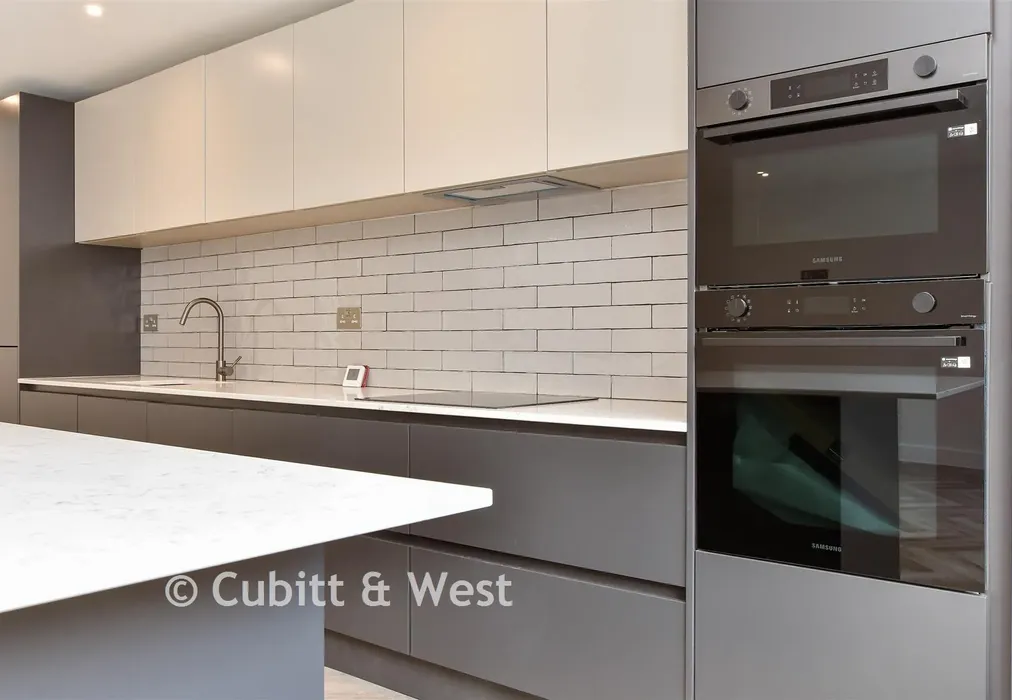 Internal Lifestyle Photograph - The Ridgway, Woodingdean, Brighton, East Sussex - Wards of Kent