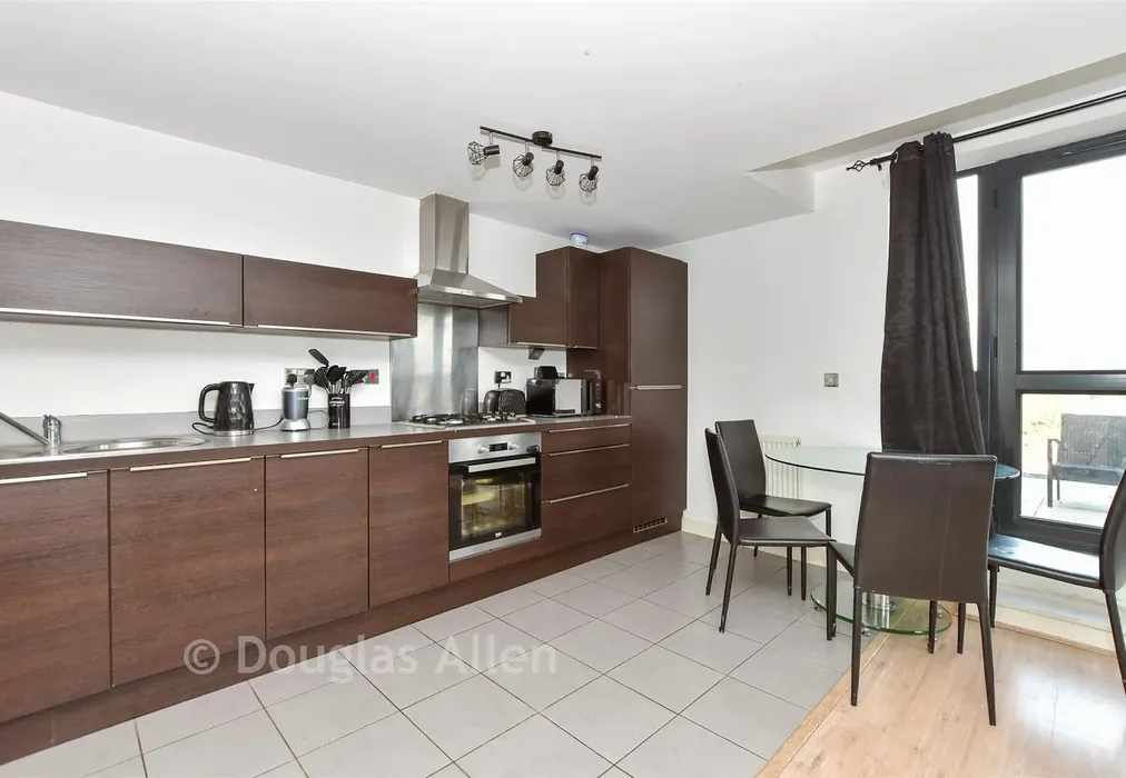 Lounge/Diner/ Kitchen - Parham Drive, Ilford, Essex - Wards of Kent