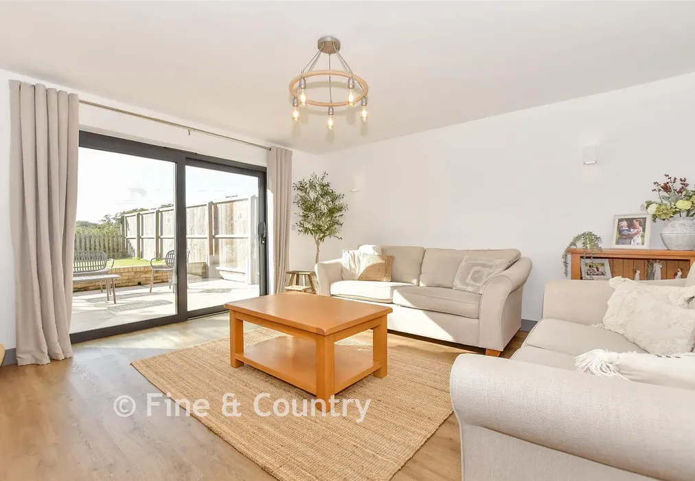 Sitting Room - Oxbridge Close, Binfield, Newport, Isle of Wight - Wards of Kent