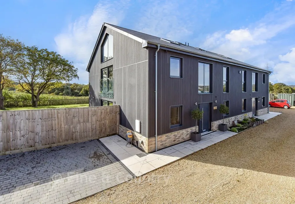 Front Elevation - Oxbridge Close, Binfield, Newport, Isle of Wight - Wards of Kent