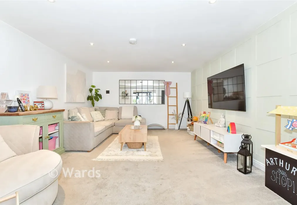 Annexe Lounge - Grange Crescent, St. Michaels, Tenterden, Kent - Wards of Kent