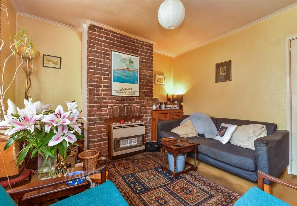 Lounge - Woodside Road, Tonbridge, Kent - Wards of Kent