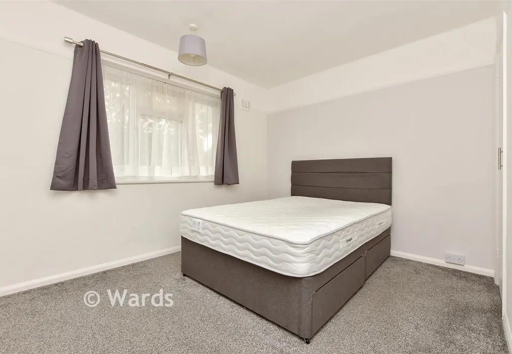 Bedroom - Charing Crescent, Westgate-On-Sea, Kent - Wards of Kent