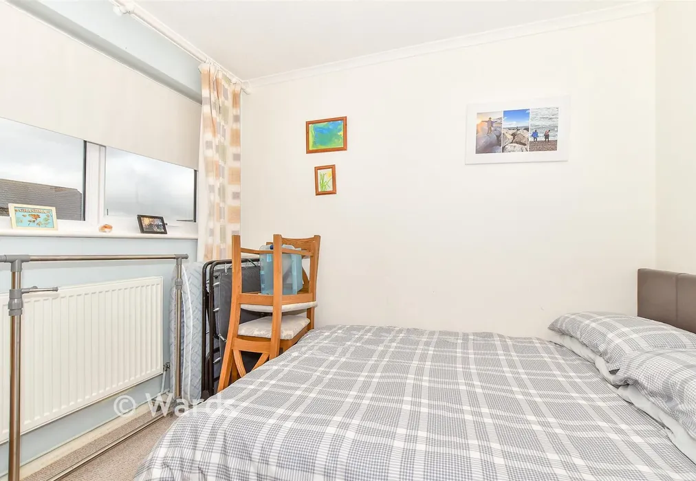 Bedroom 2 - The Fairway, Dymchurch, Romney Marsh, Kent - Wards of Kent