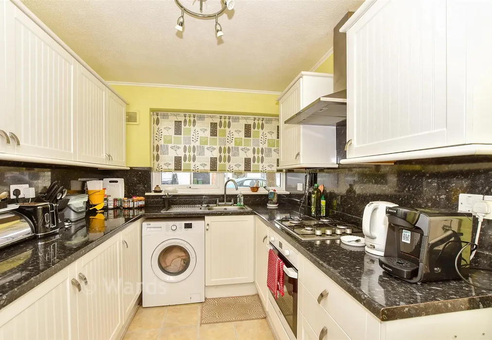Kitchen - The Fairway, Dymchurch, Romney Marsh, Kent - Wards of Kent
