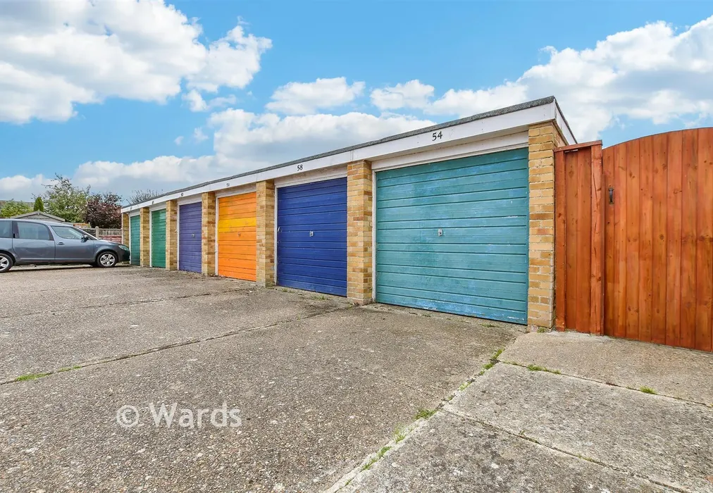 Garage - The Fairway, Dymchurch, Romney Marsh, Kent - Wards of Kent
