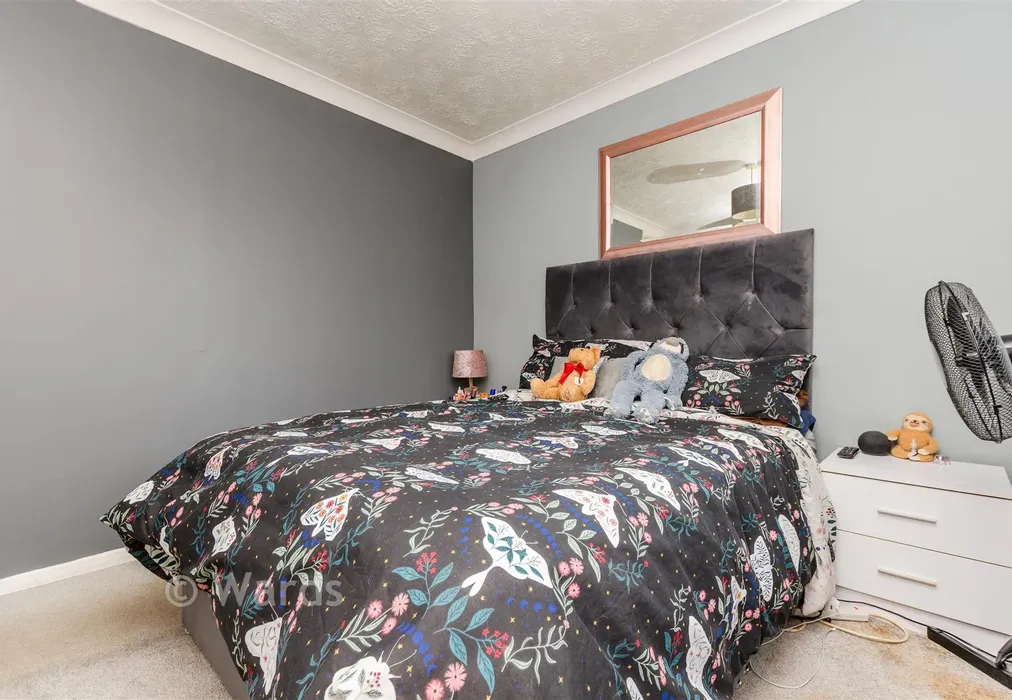 Bedroom 1 - Pelham Road, Gravesend, Kent - Wards of Kent