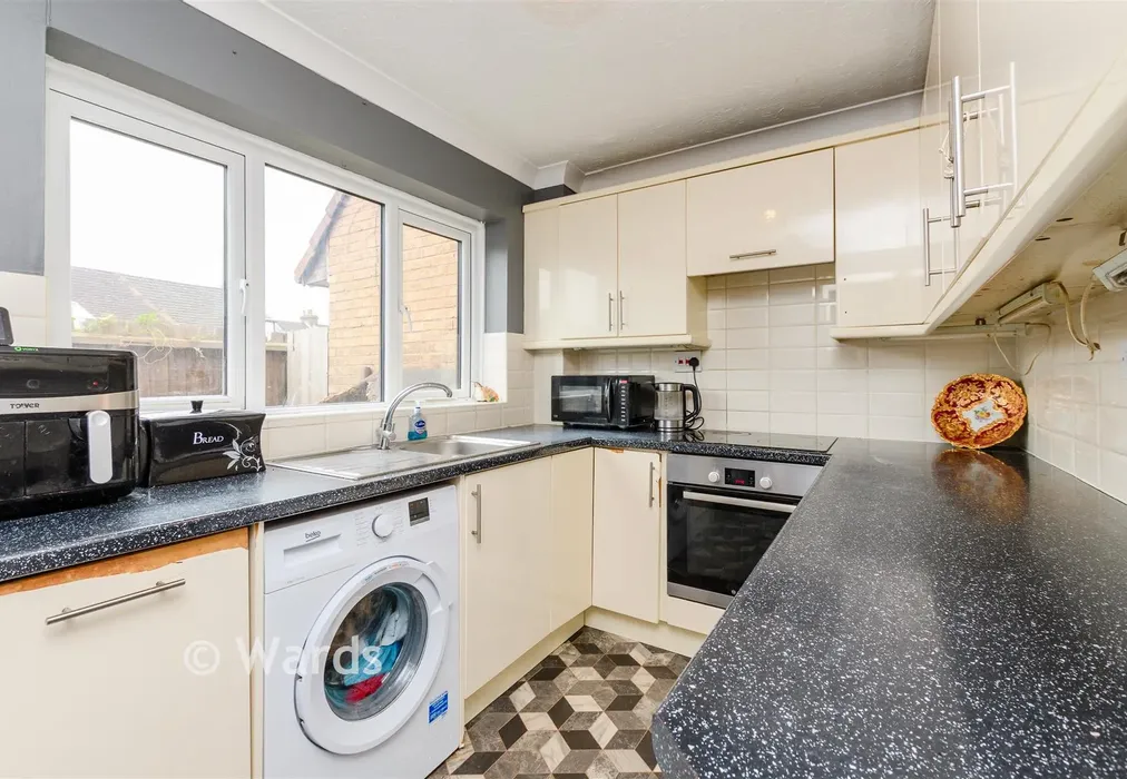 Kitchen - Pelham Road, Gravesend, Kent - Wards of Kent