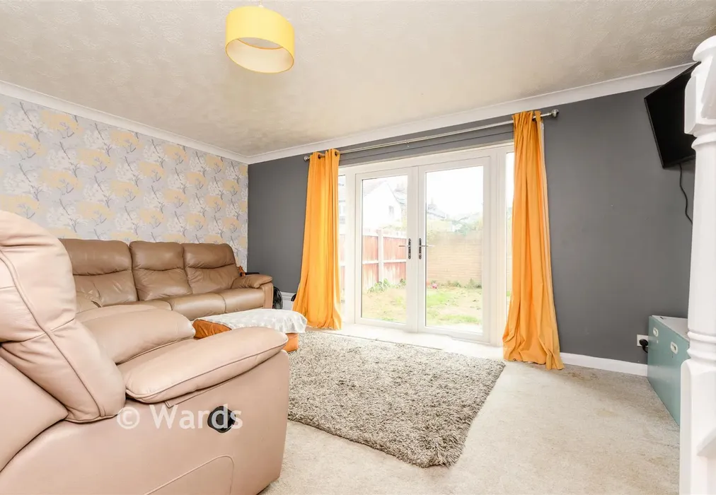 Lounge - Pelham Road, Gravesend, Kent - Wards of Kent