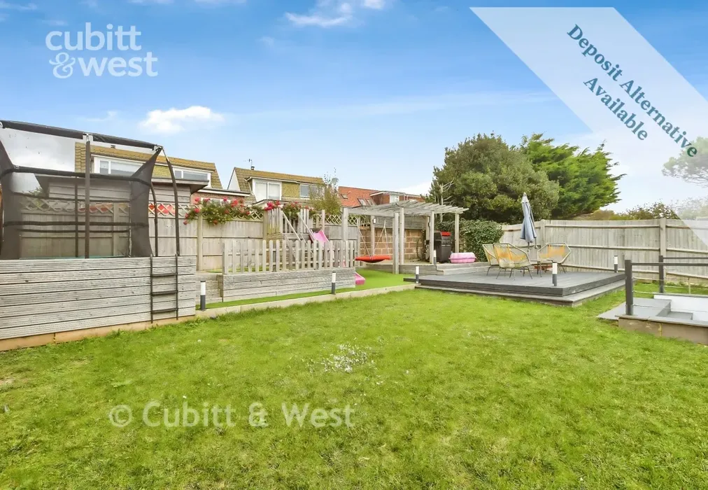 Garden - DEPOSIT ALTERNATIVE AVAILABLE, Brambletyne Avenue, BN2 - Wards of Kent