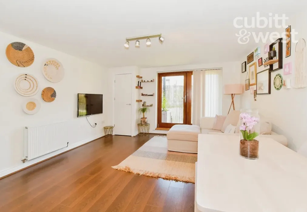 Lounge/Diner - Finlay Court, Commonwealth Drive, RH10 - Wards of Kent