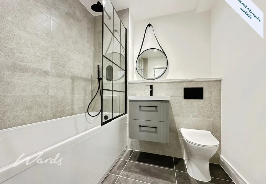 Bathroom - Station Road Staplehurst TN12 - Wards of Kent