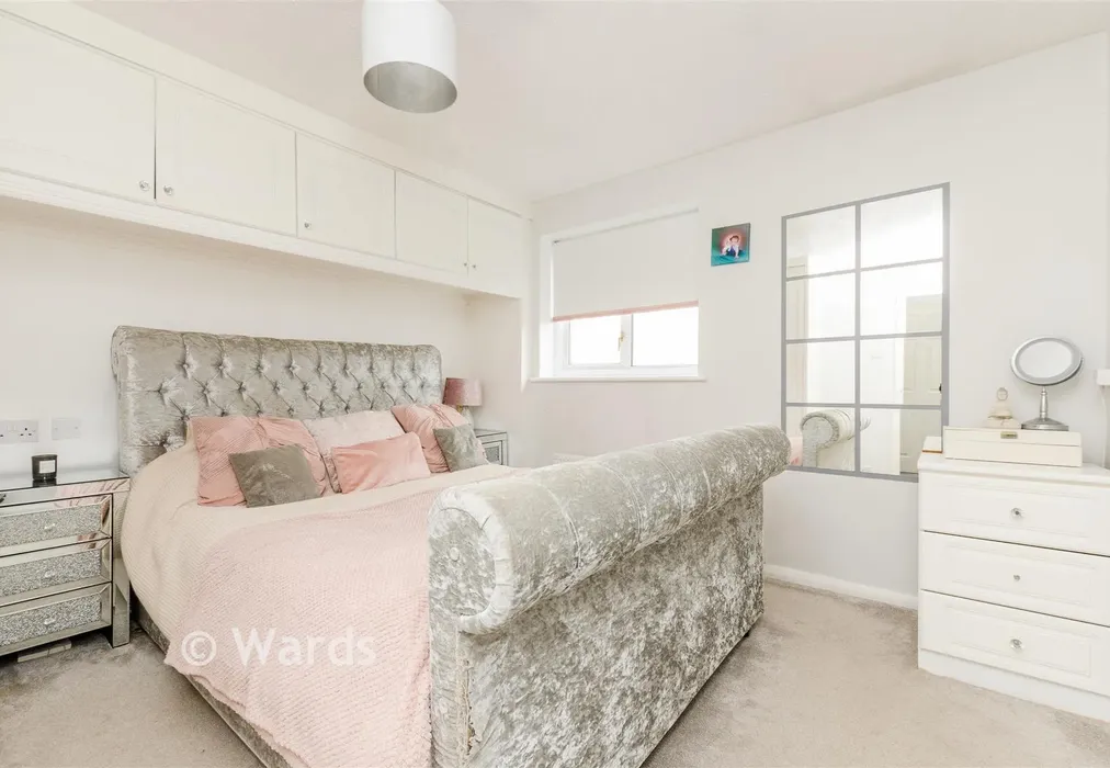 Bedroom 1 - Durndale Lane, Northfleet, Gravesend, Kent - Wards of Kent