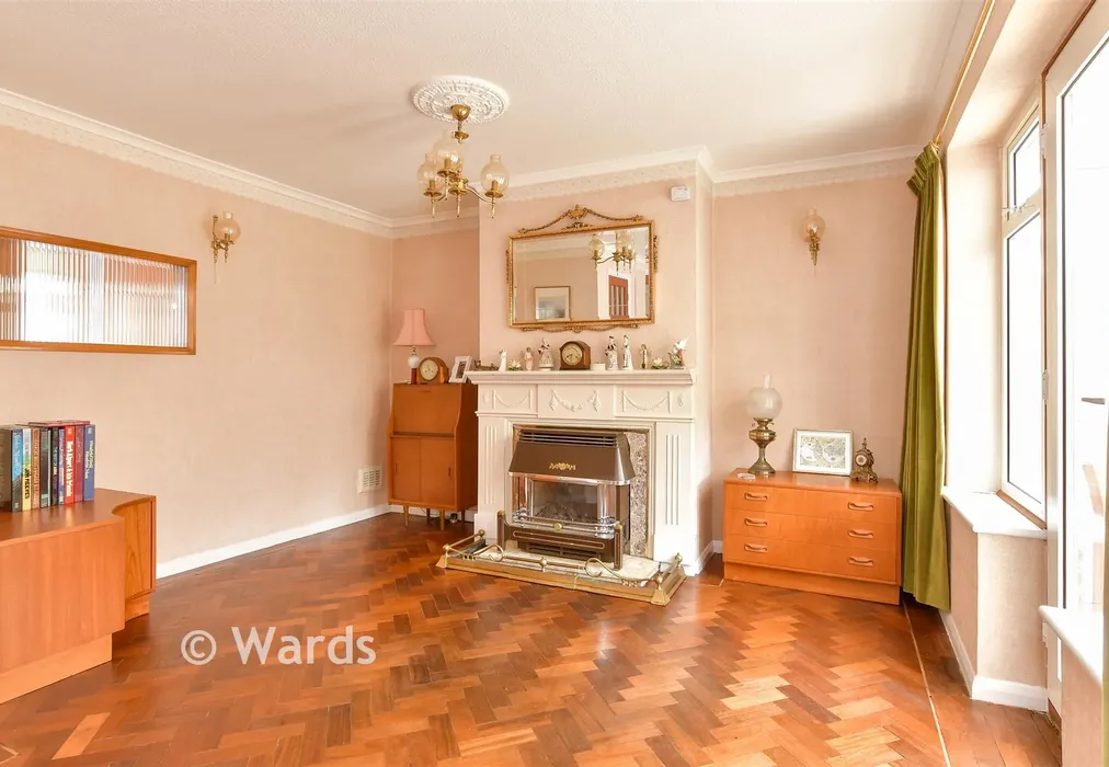 Lounge - Fallowfield, Chatham, Kent - Wards of Kent