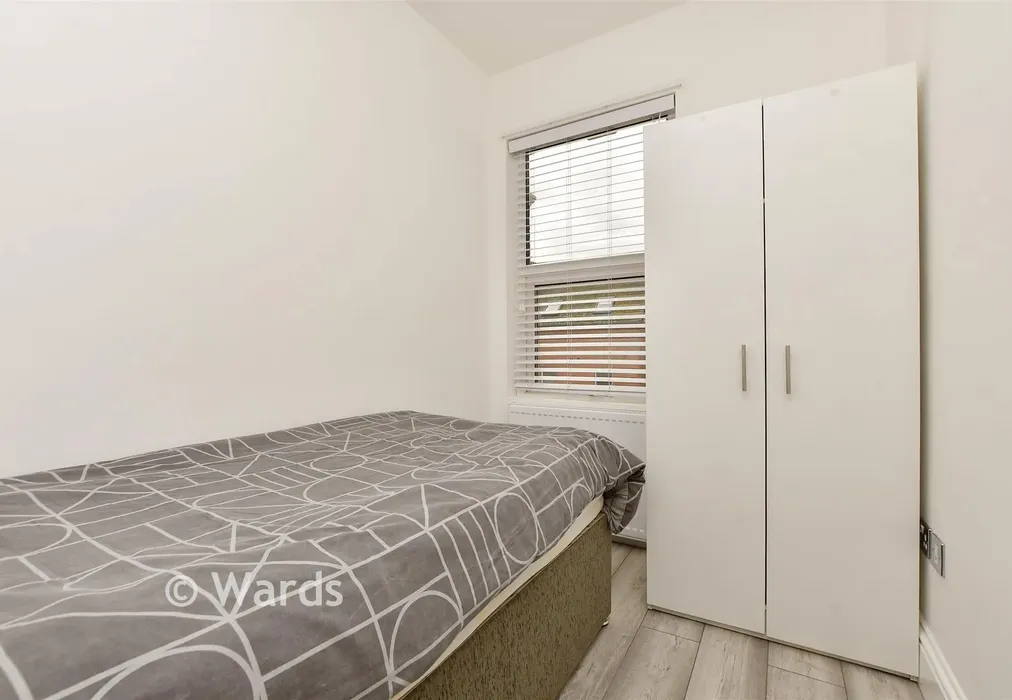 Bedroom 6 - Hatfeild Road, Margate, Kent - Wards of Kent