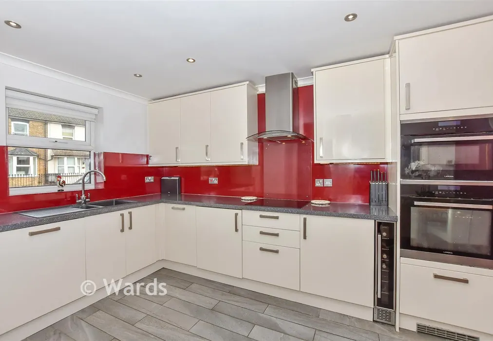 Kitchen/ Diner - Alma Road, Eccles, Aylesford, Kent - Wards of Kent