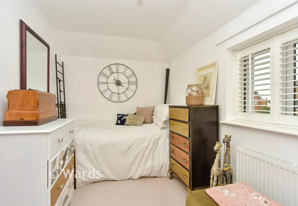Bedroom 2 - White Admiral Grove, Iwade, Sittingbourne, Kent - Wards of Kent