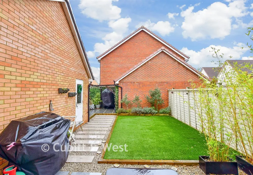 Rear Garden - Richardson Way, Littlehampton, West Sussex - Wards of Kent